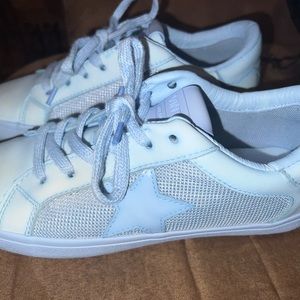 Magma sky blue size 7. Worn twice.